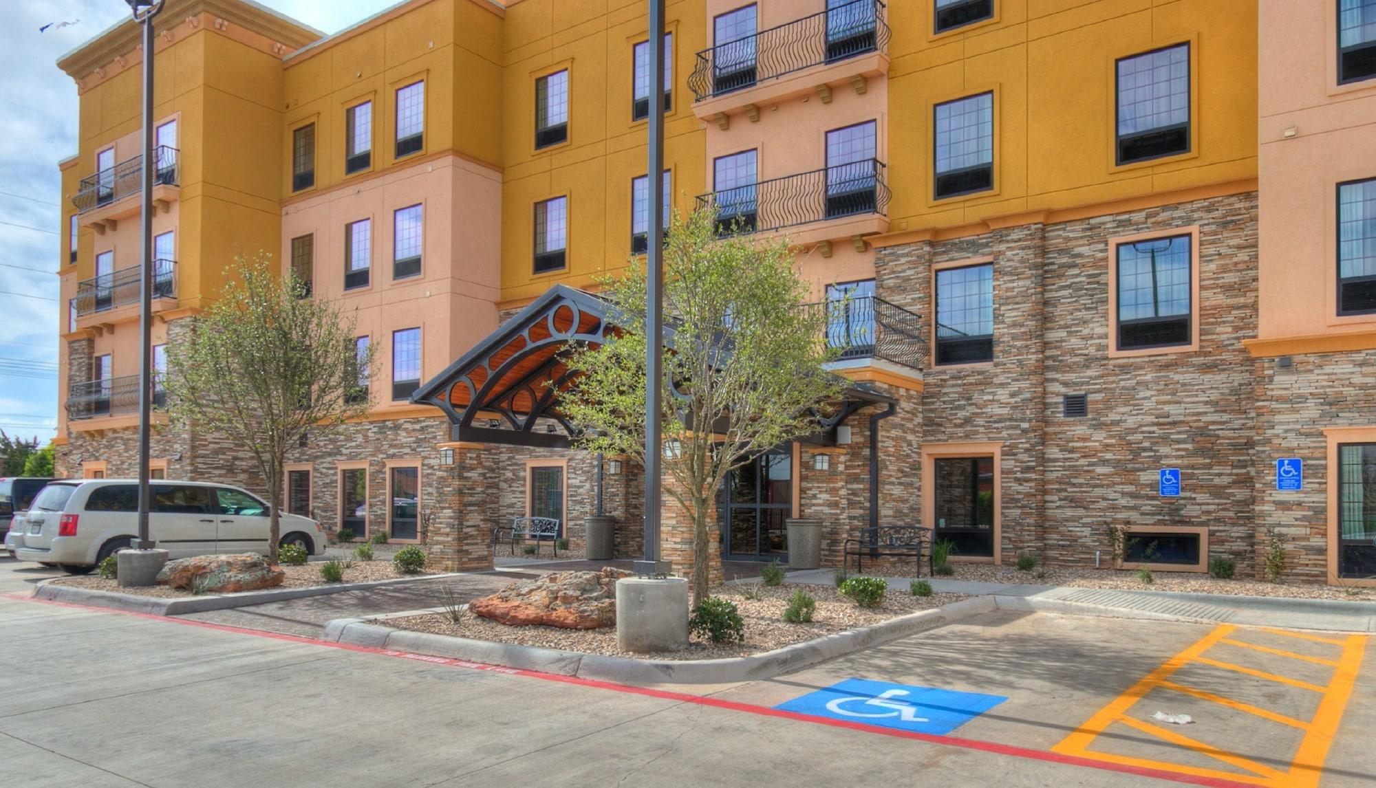 Vista Exterior Staybridge Suites Lubbock South by IHG