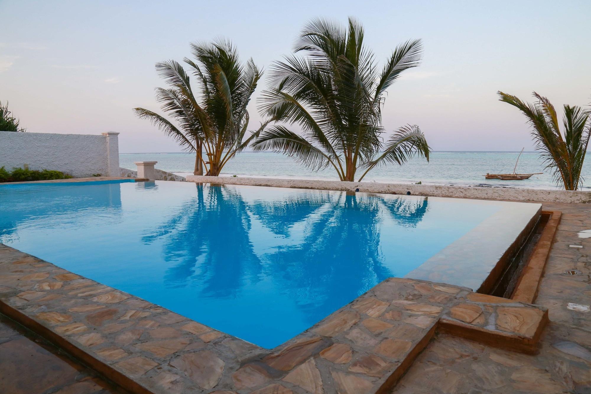 Vista Piscina Zanzibar Bahari Villas