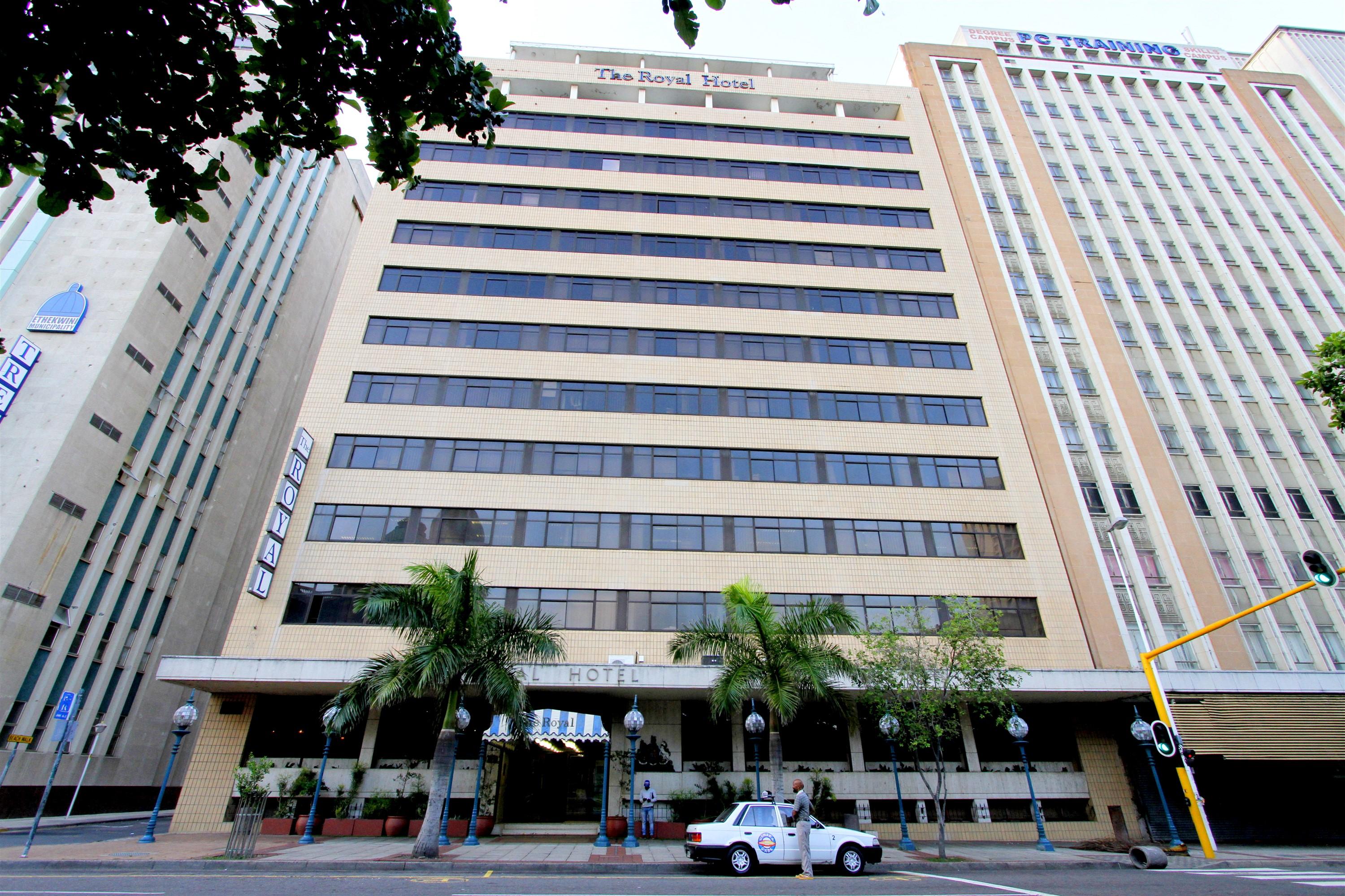 Vista Exterior The Royal Hotel