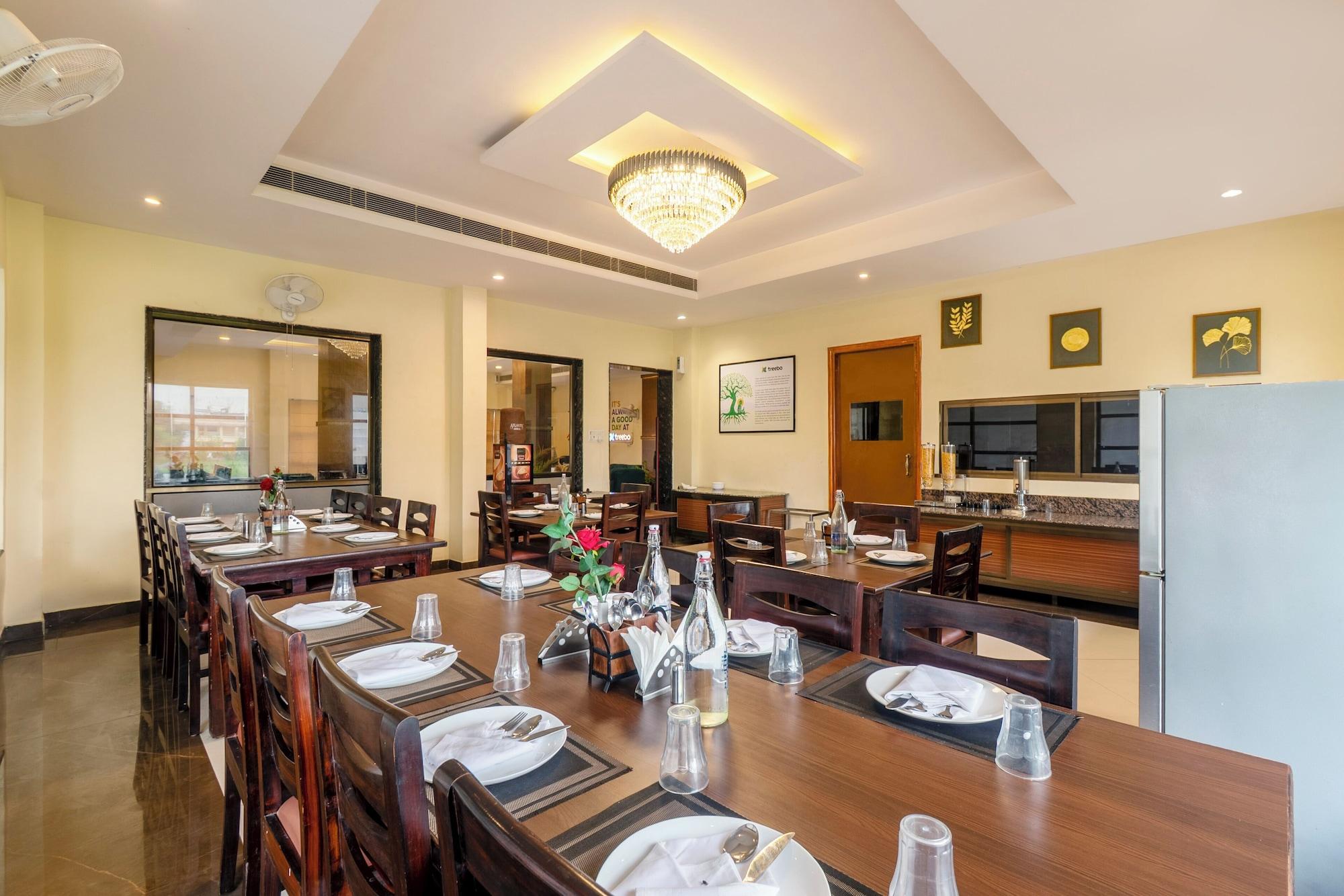 Restaurant Treebo Little Budhha