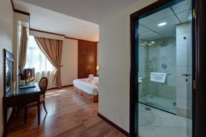 Alojamiento - Tulip Inn Sharjah