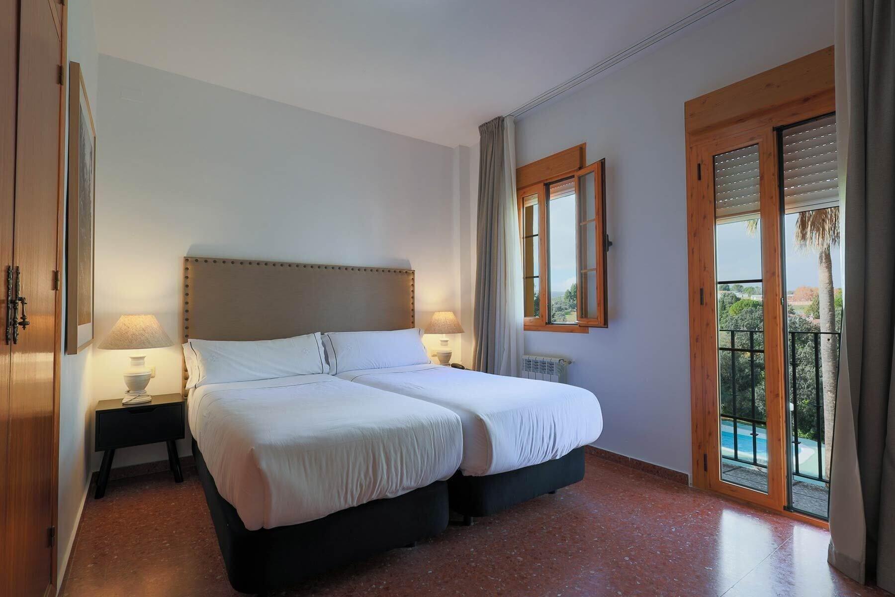 Habitación TUGASA El Almendral