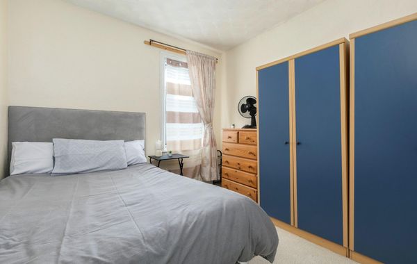 Stratford 4-bed House, Sleeps 8 With Garden