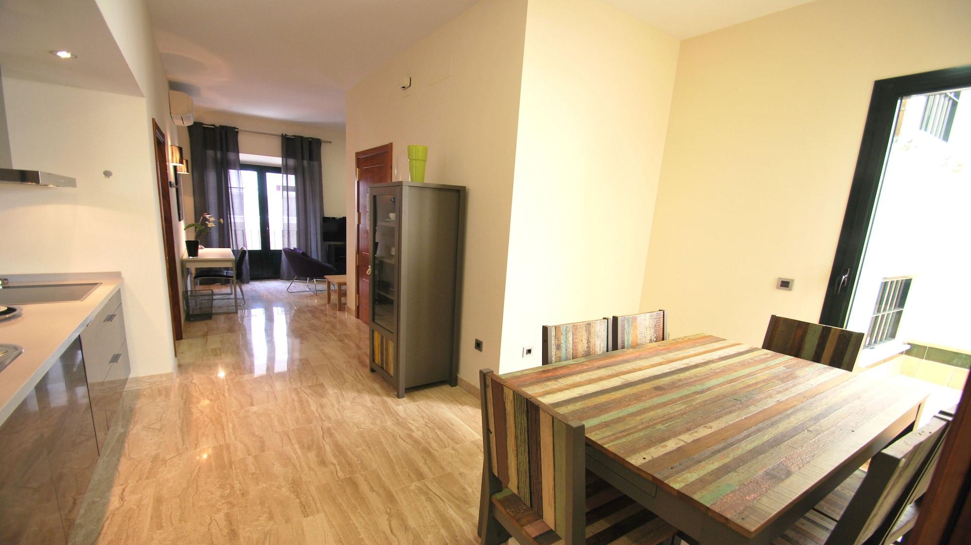 Equipamiento de Habitación Living Sevilla Centro Maestranza