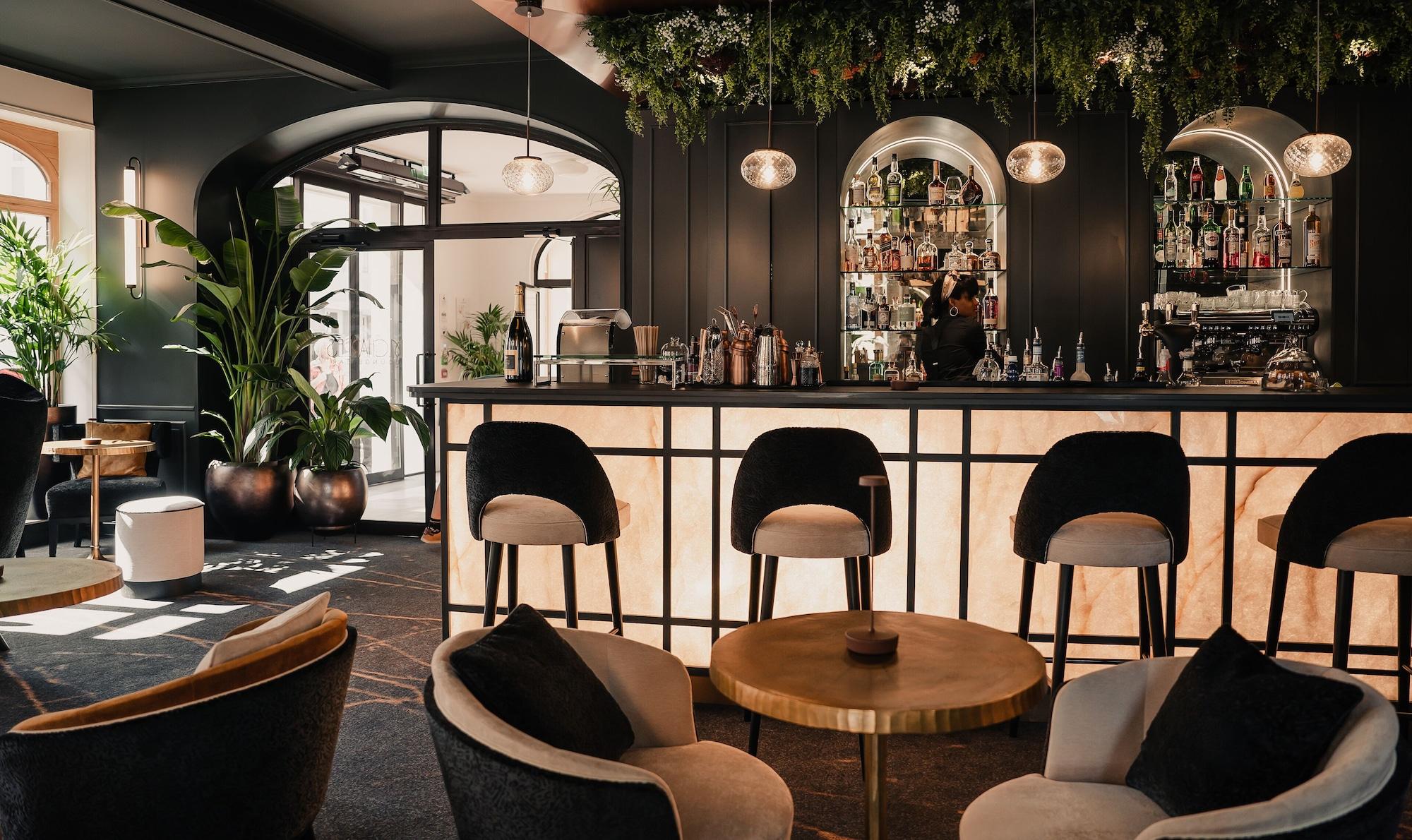 Bar/Salón Grand Hôtel du Parc