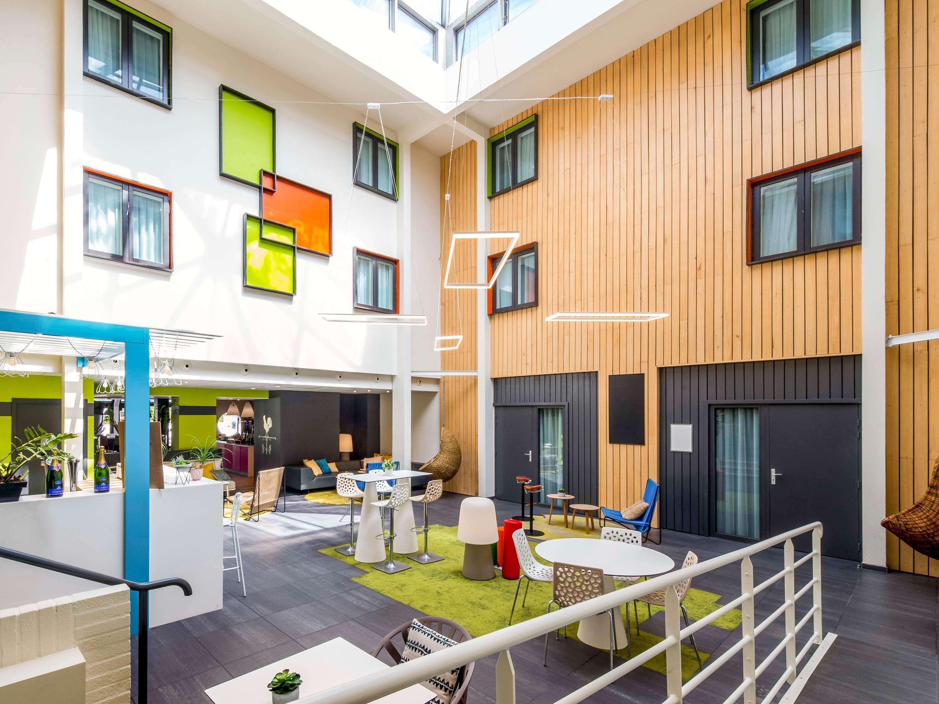 Vista Exterior Ibis Styles Toulouse Labège