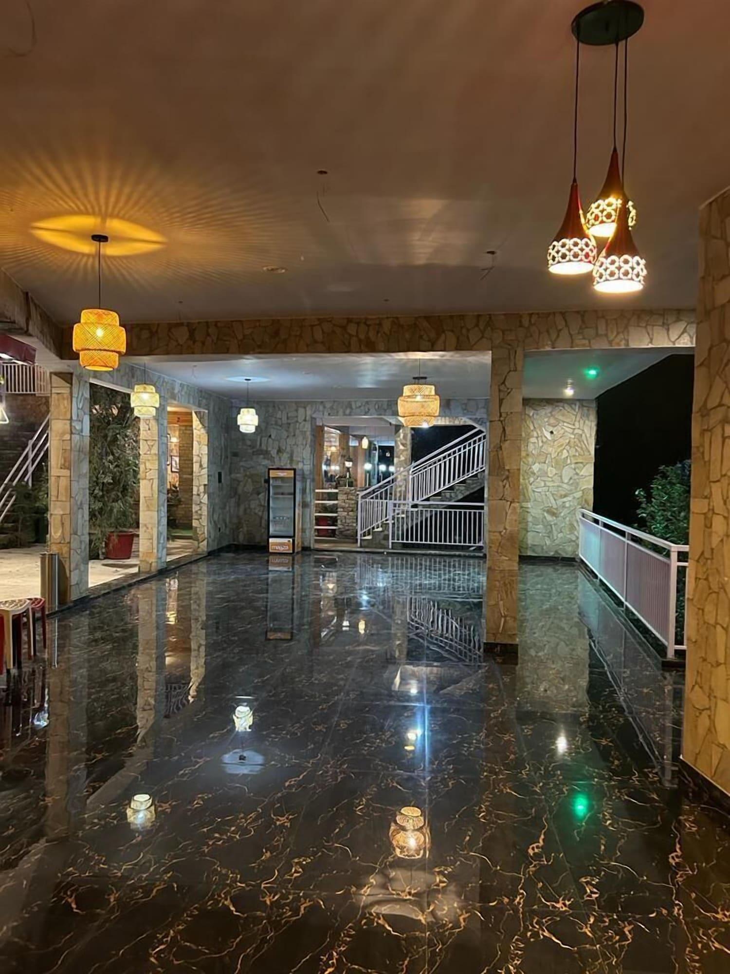 Equipamiento de Habitación Kasar Himalaya Holiday Resorts