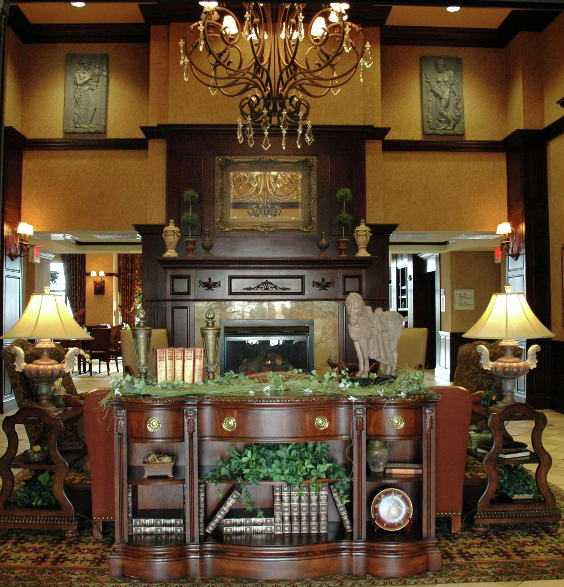 Vista Lobby Hampton Inn & Suites Stillwater