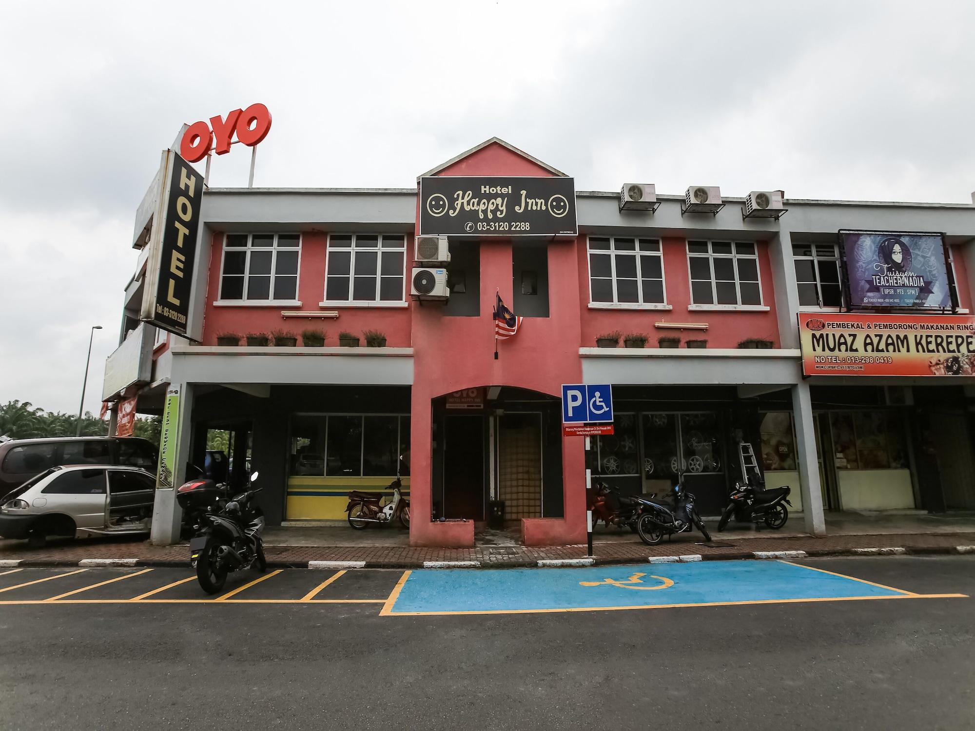 Vista Exterior OYO 89585 Hotel Happy Inn
