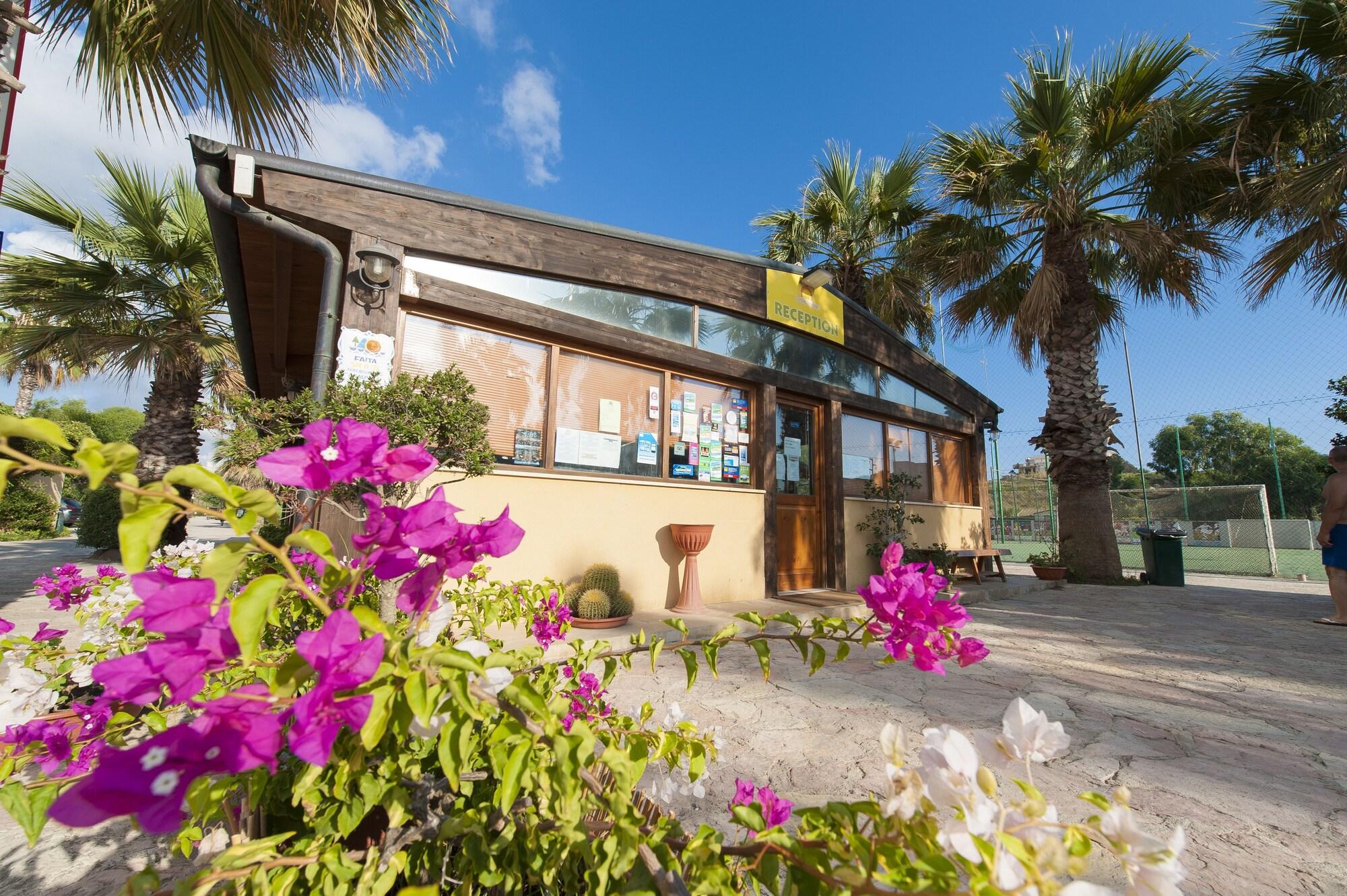 Vista Lobby Sporting Club Village