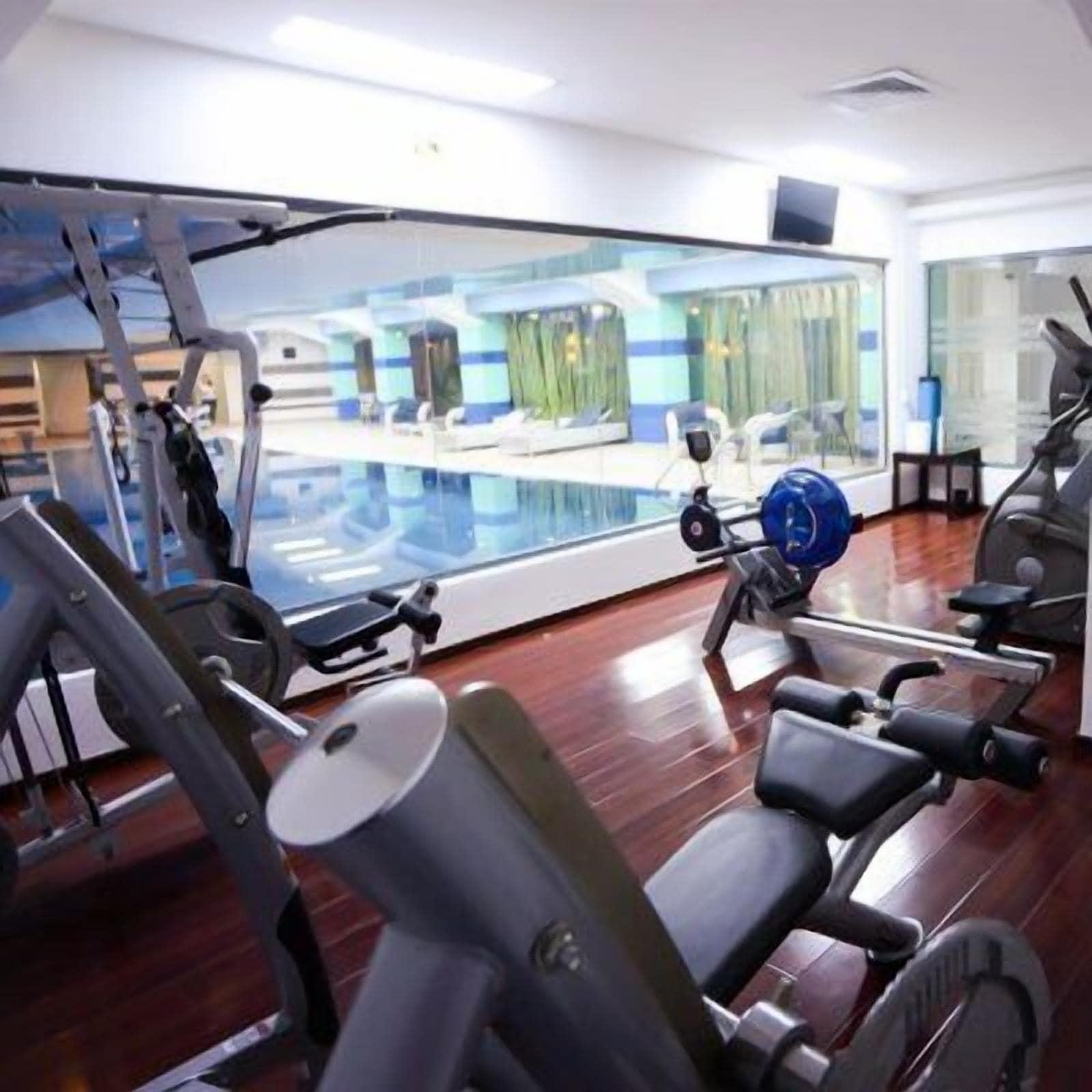 Gimnasio Delta 4