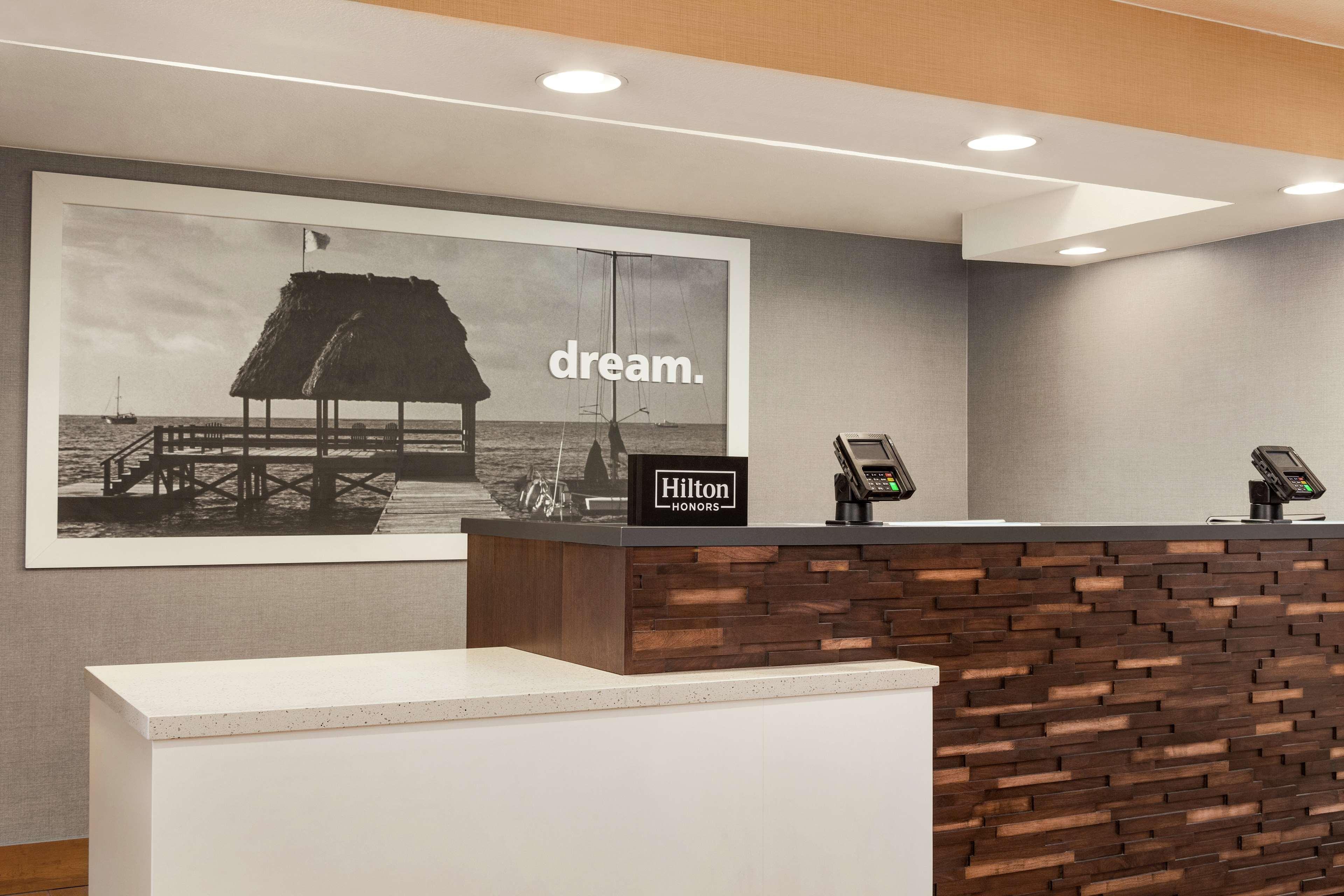 Vista Lobby Hampton Inn Sacramento/Rancho Cordova