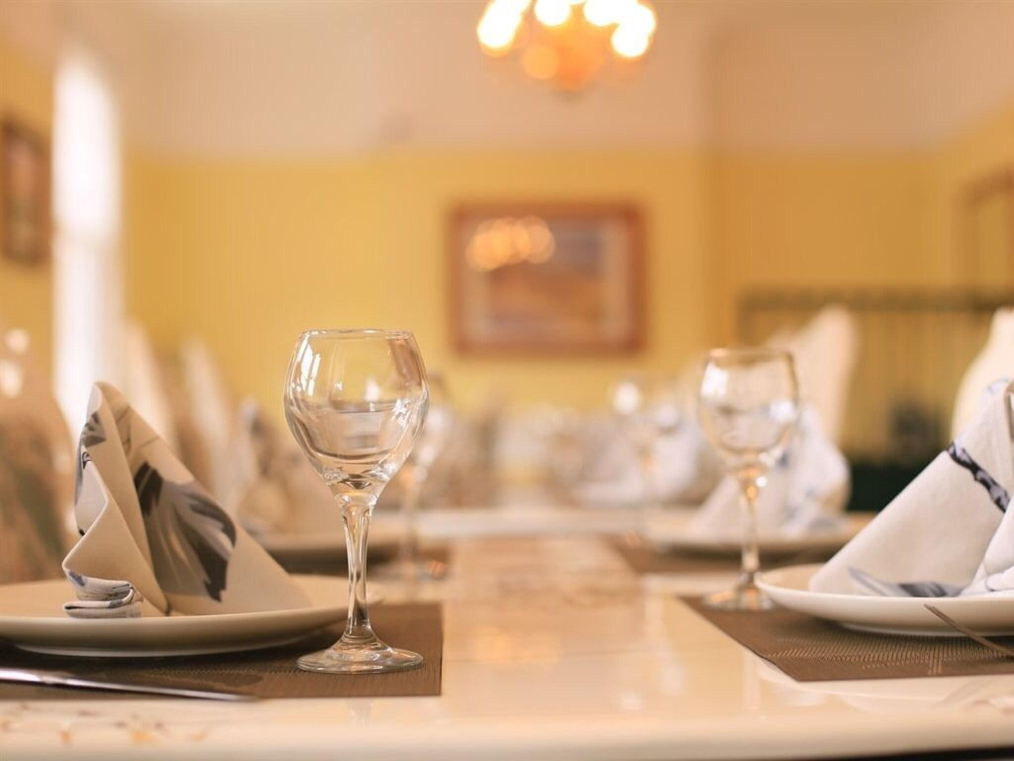 Vista Lobby Twin Lions Hotel