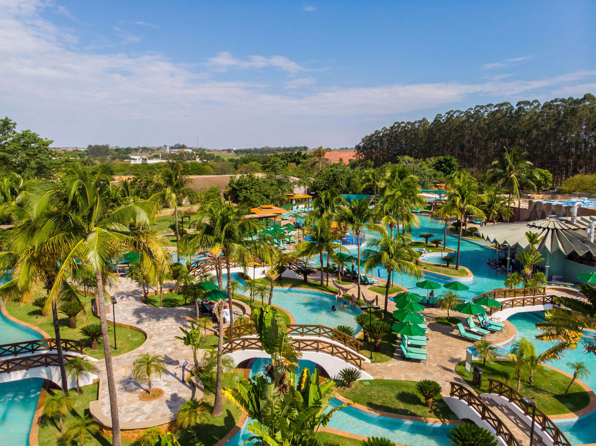 Vista Exterior Blue Tree Thermas de Lins Resort