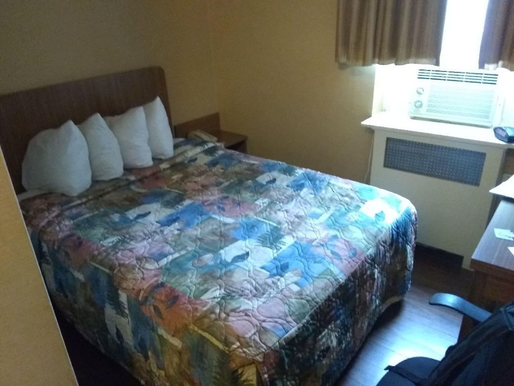 Habitación Howard Johnson by Wyndham Toronto Downtown West