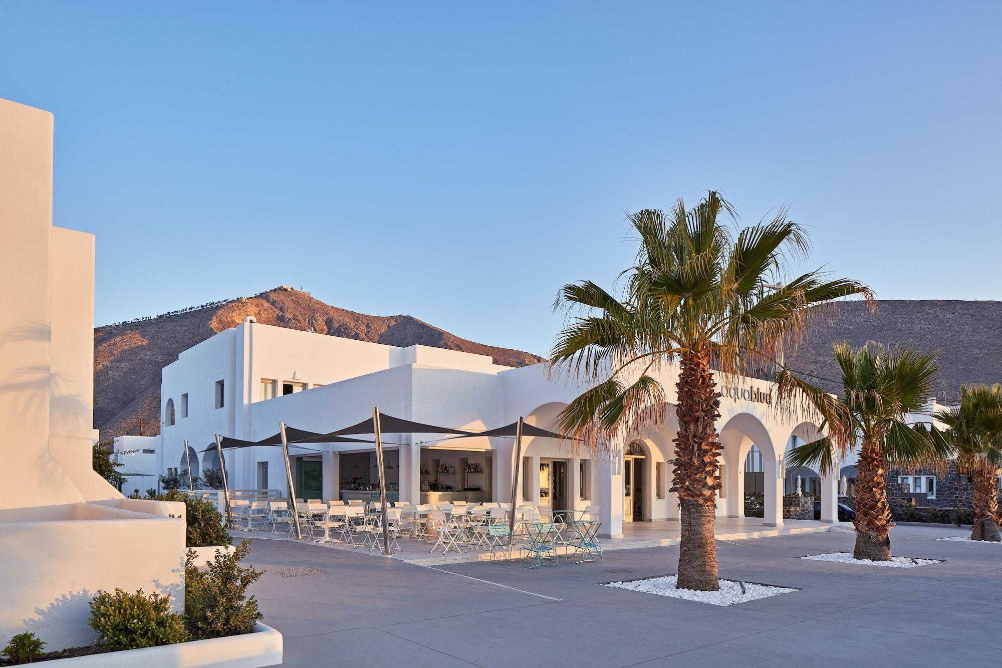 Vista Exterior Aqua Blue Hotel