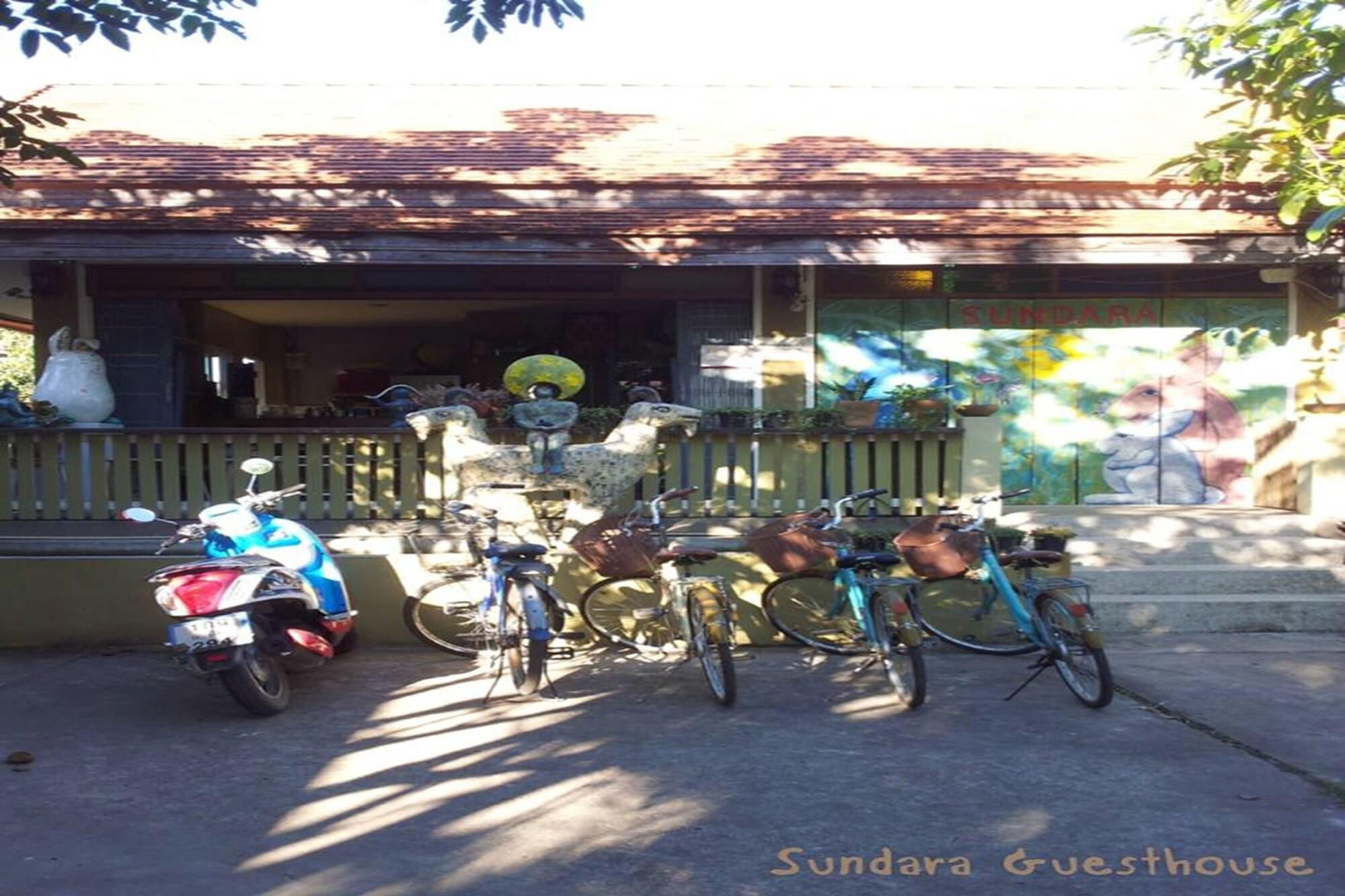 Instalaciones Recreativas Sundara Guesthouse