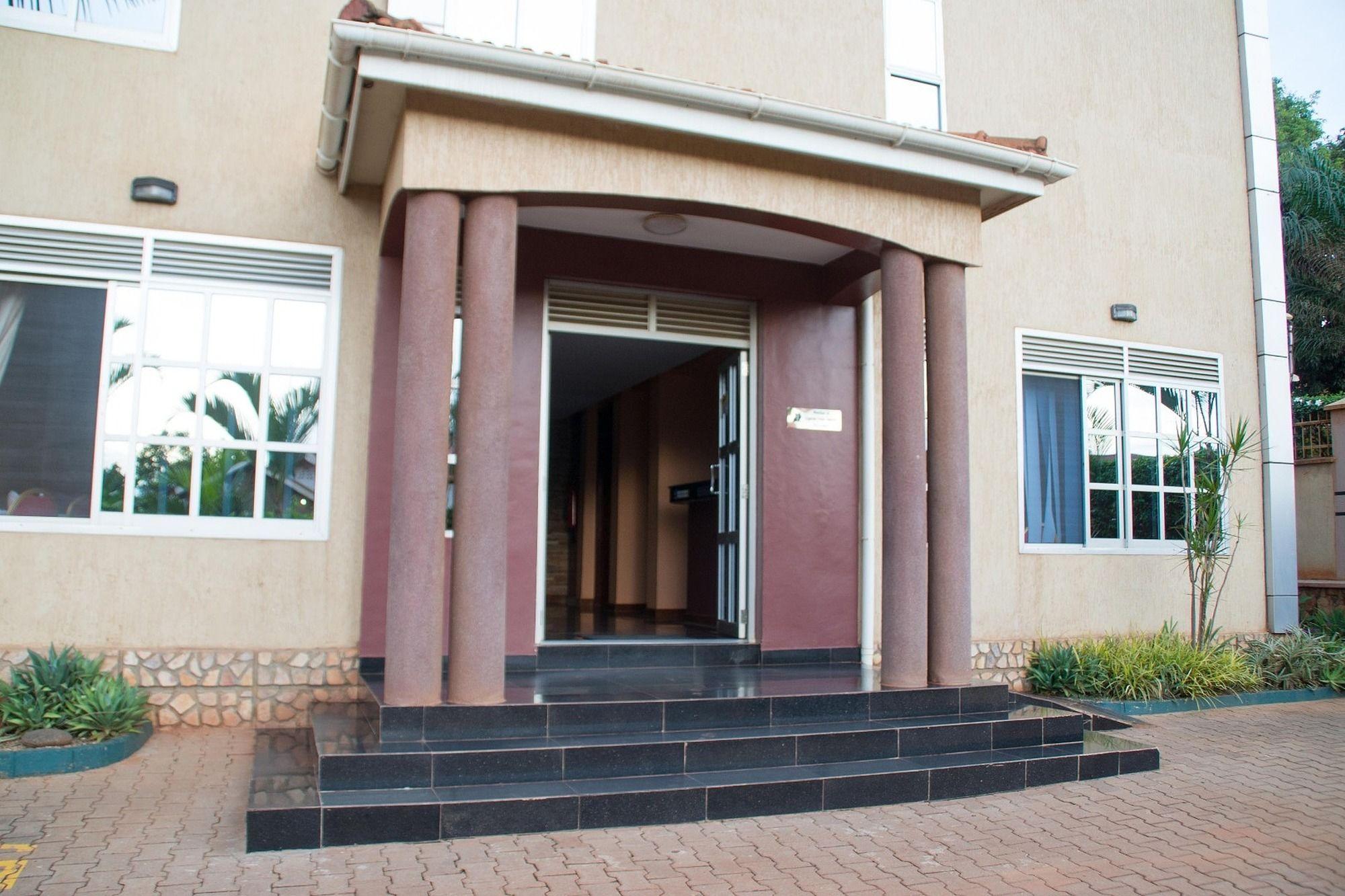 Vista Exterior Sheron Hotel
