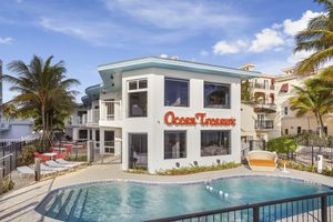 Alojamiento - Ocean Treasure Beachside Suites