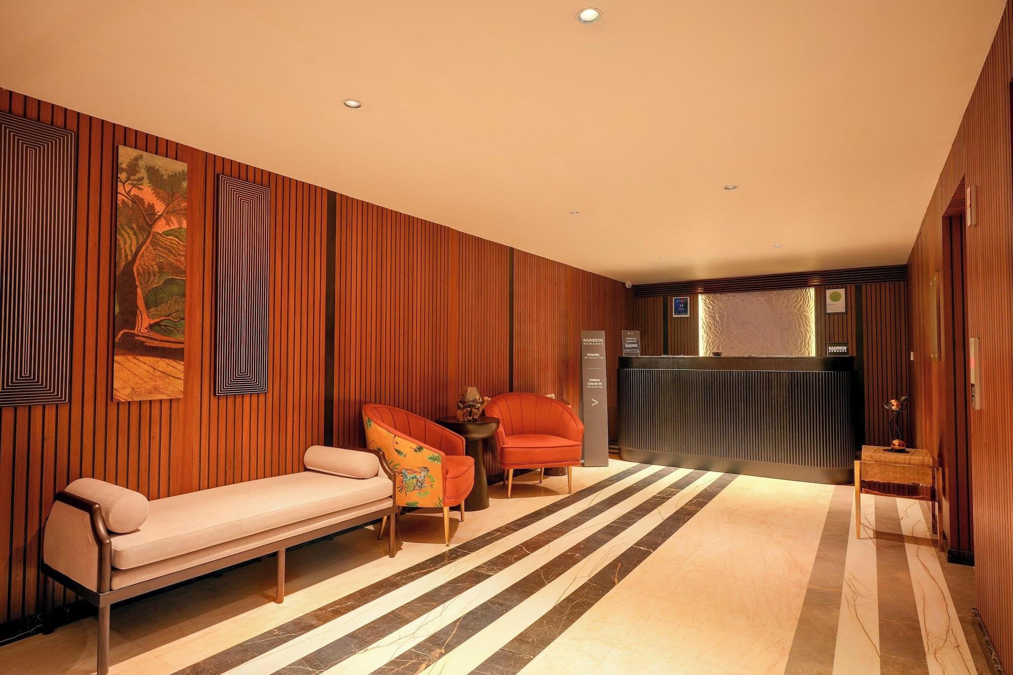 Vista Lobby Parallel Hotel Udaipur, a member of Radisson Individuals