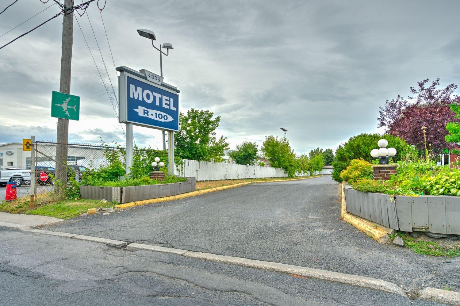 Varios Motel R-100