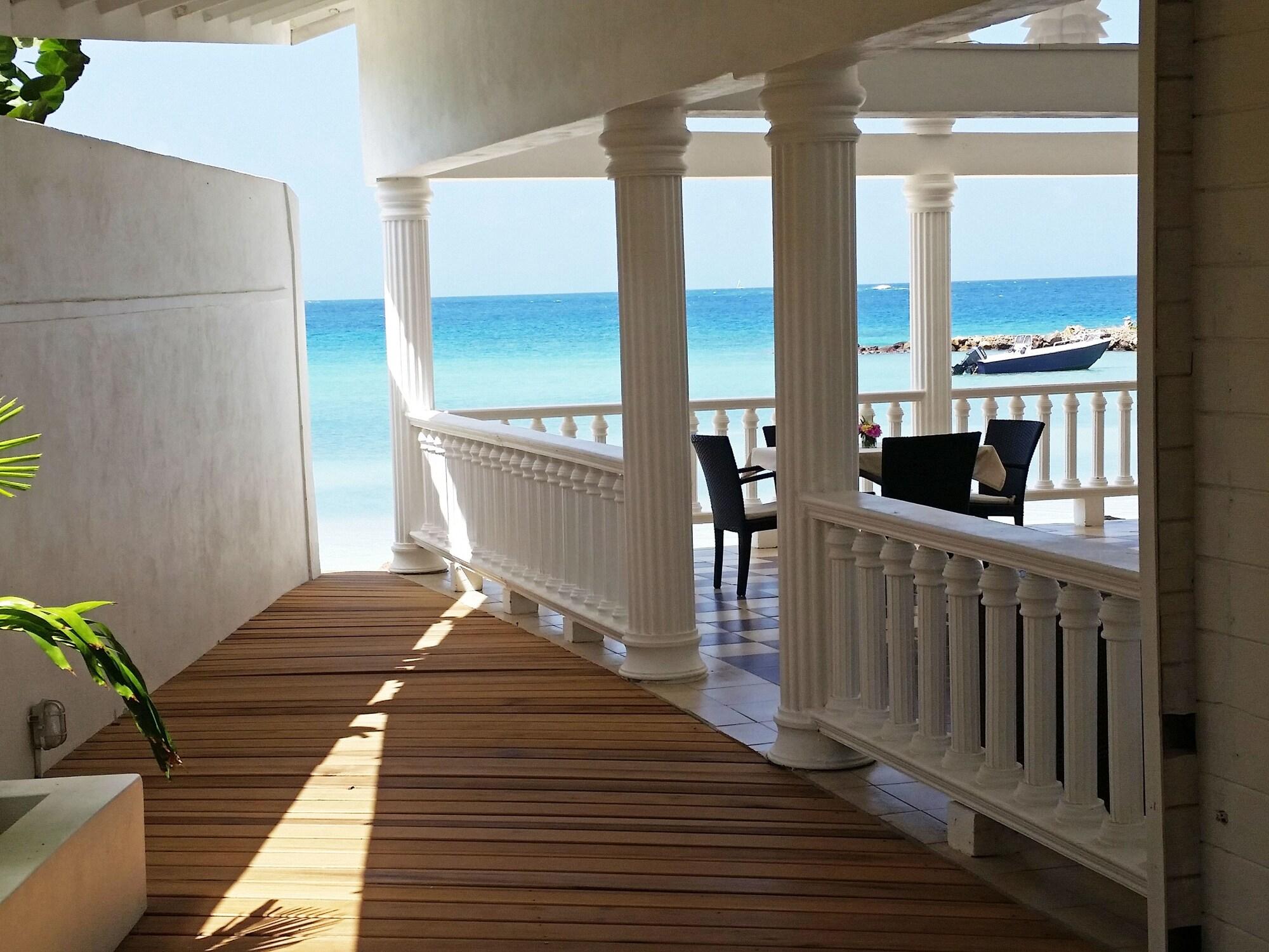 Vista Lobby Davids Beach Hotel