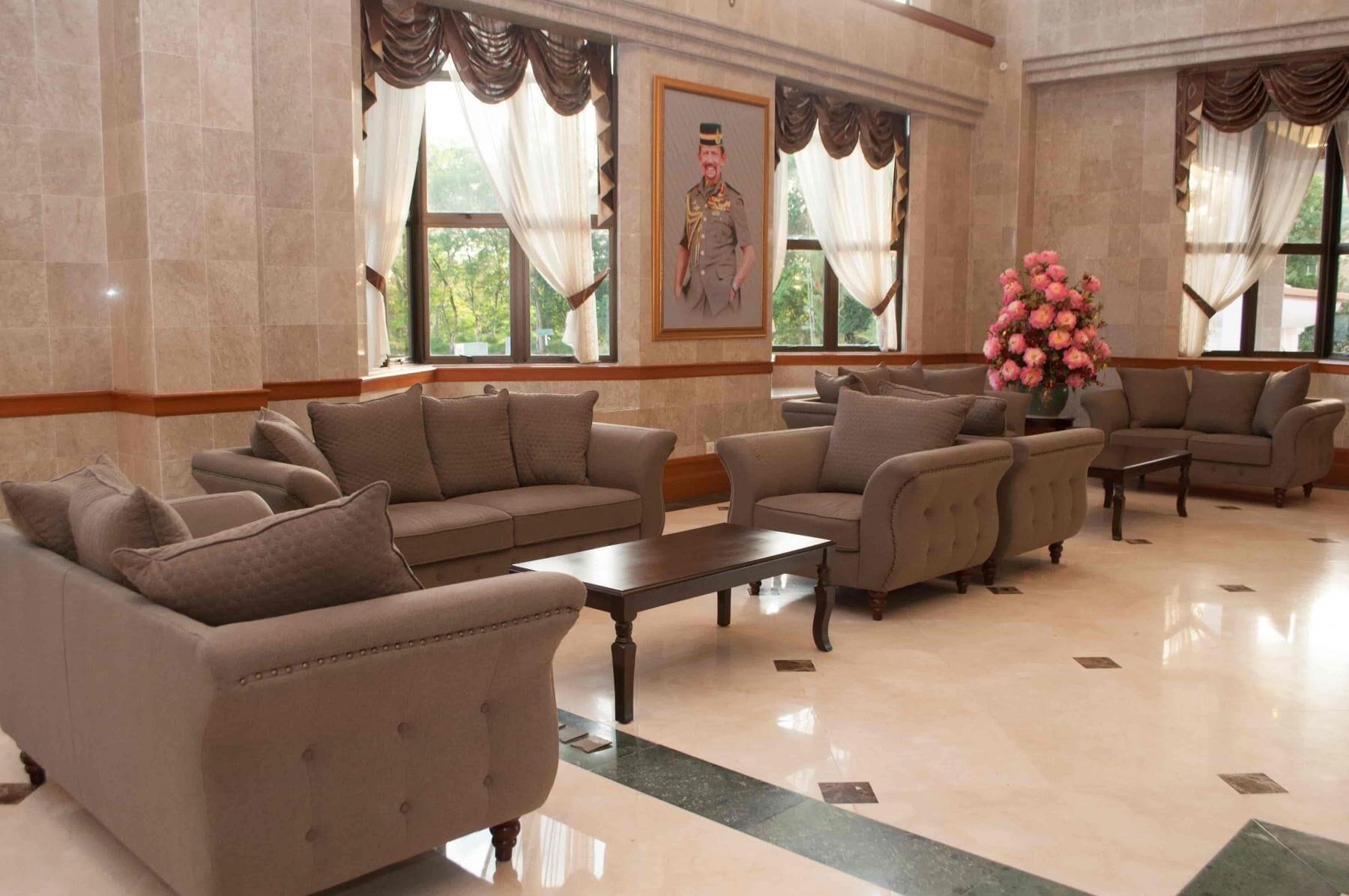 Vista Lobby Mulia Hotel