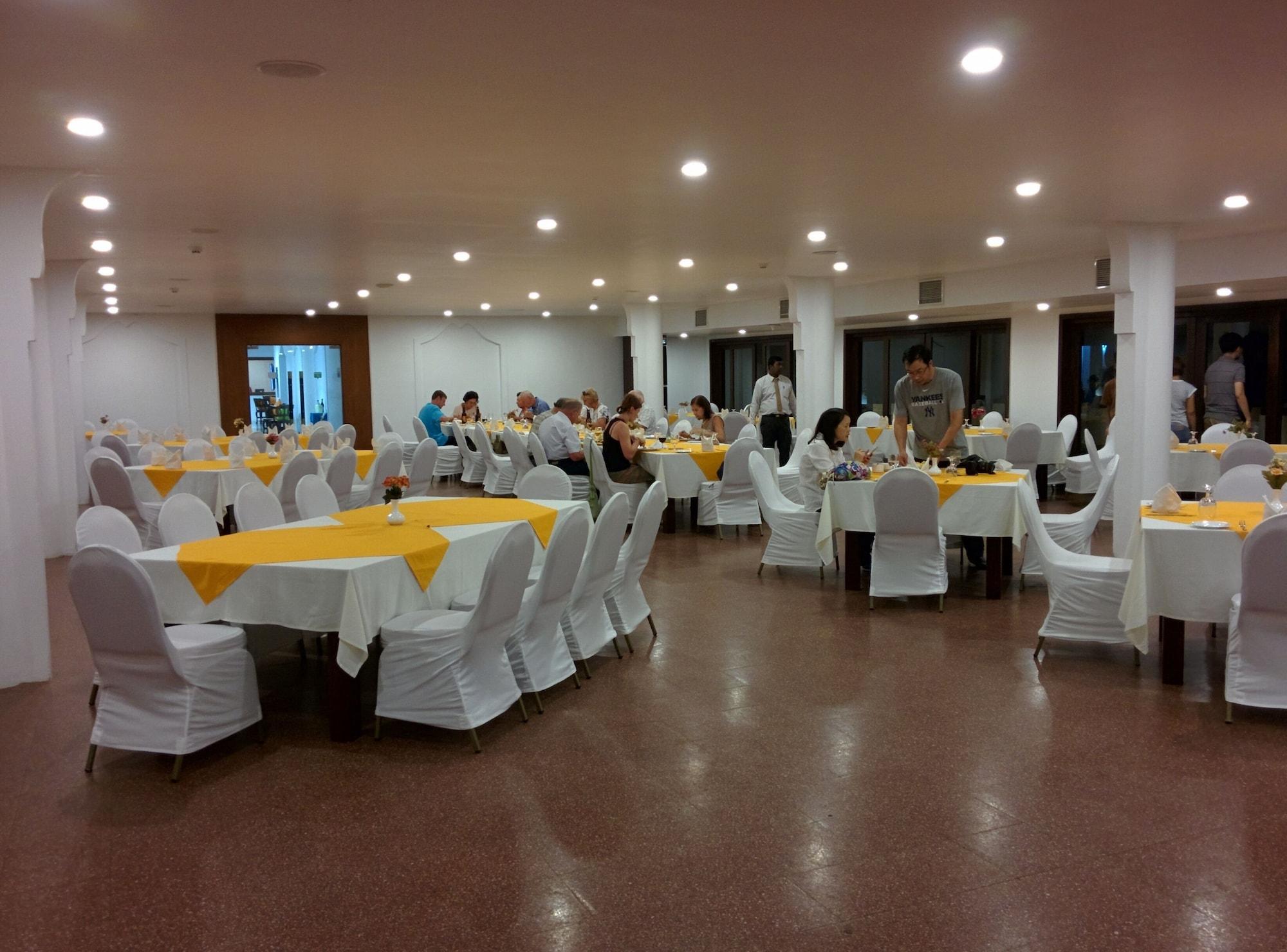 Salón de Baile Rajarata Hotel