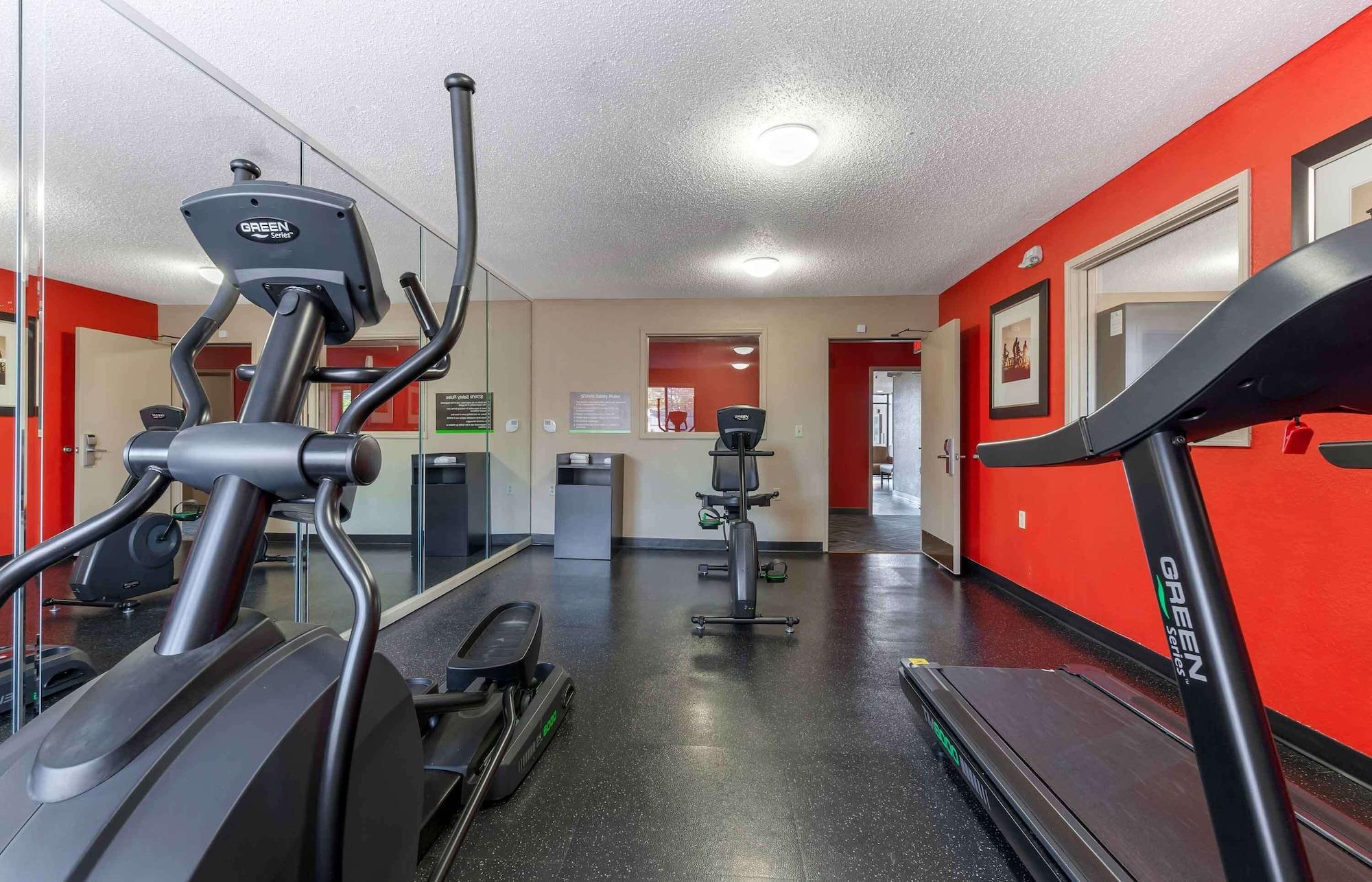 Gimnasio Extended Stay America Select Suites Rockford State Street