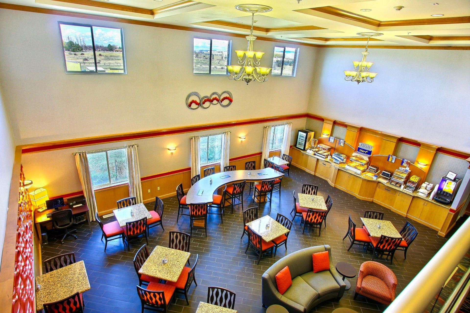 Vista Lobby Comfort Suites Boise West Meridian