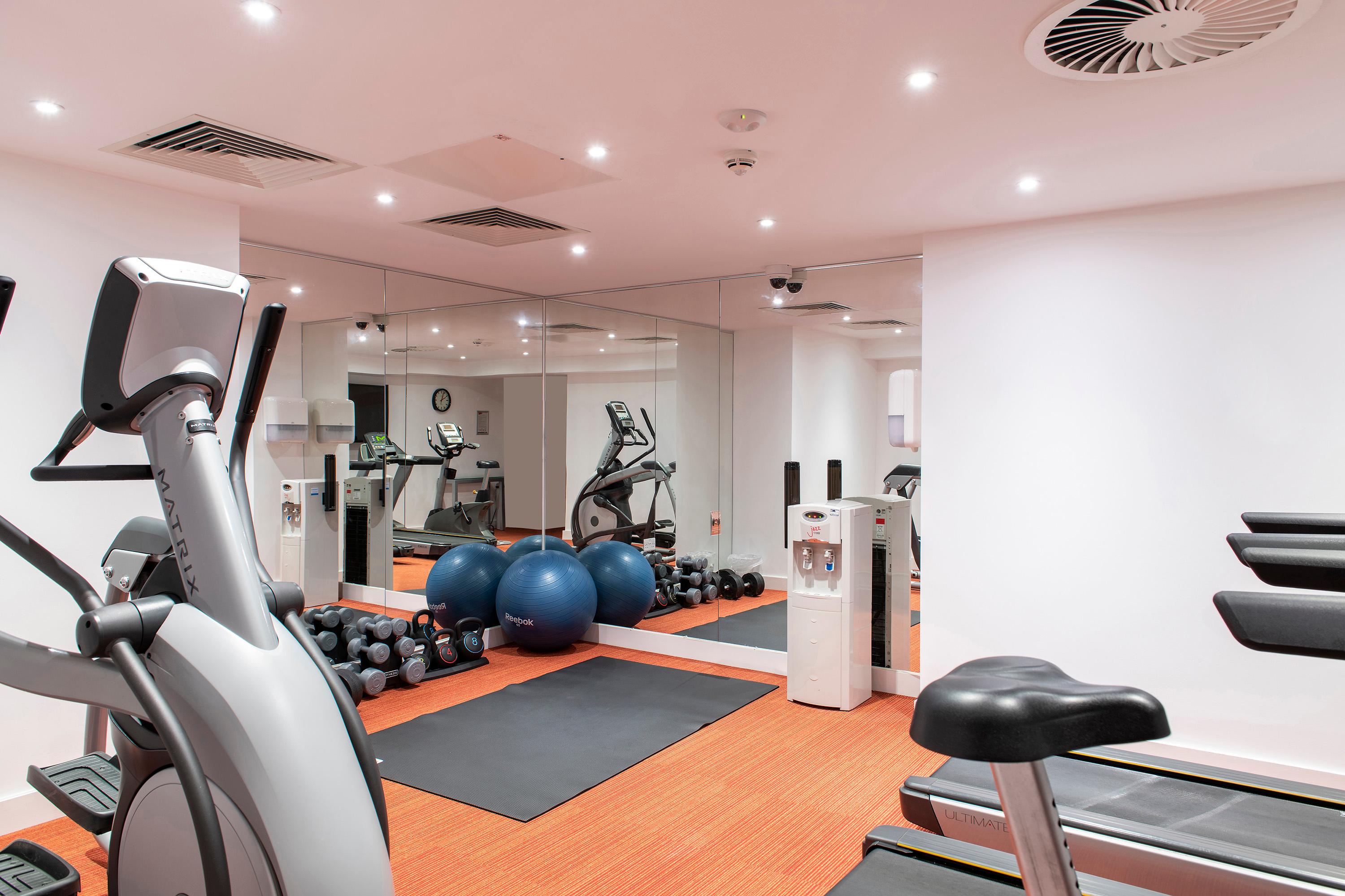 Instalaciones Recreativas Cove Minshull Street