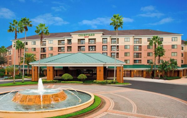 Courtyard Orlando Lake Buena Vista in the Marriott Village - Hoteles cerca de Walt Disney World en Orlando