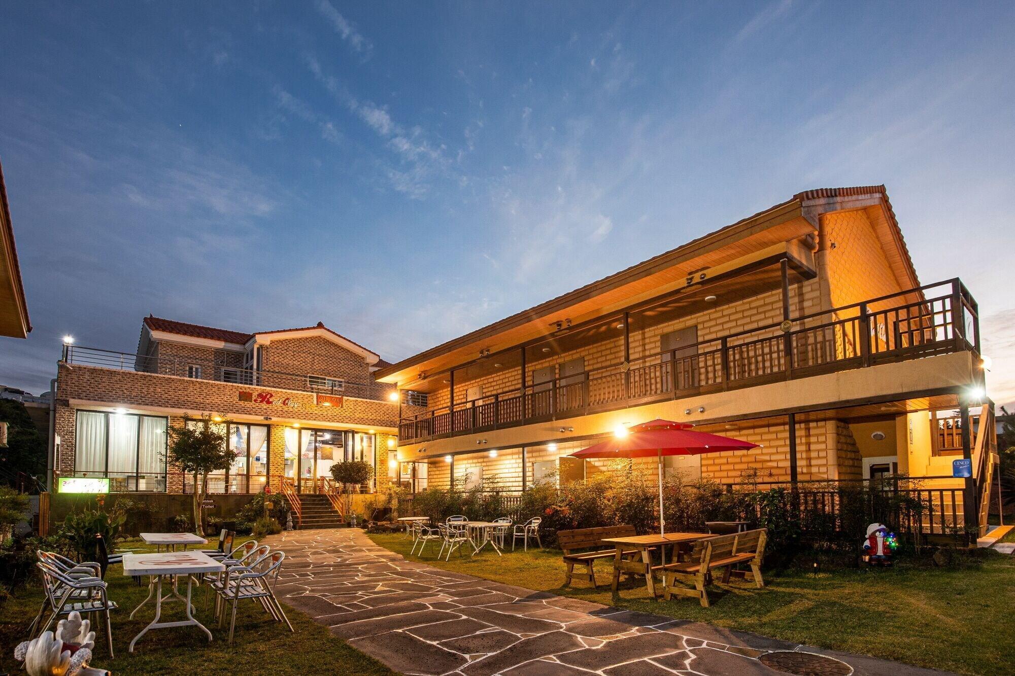 Vista Exterior Red Clay