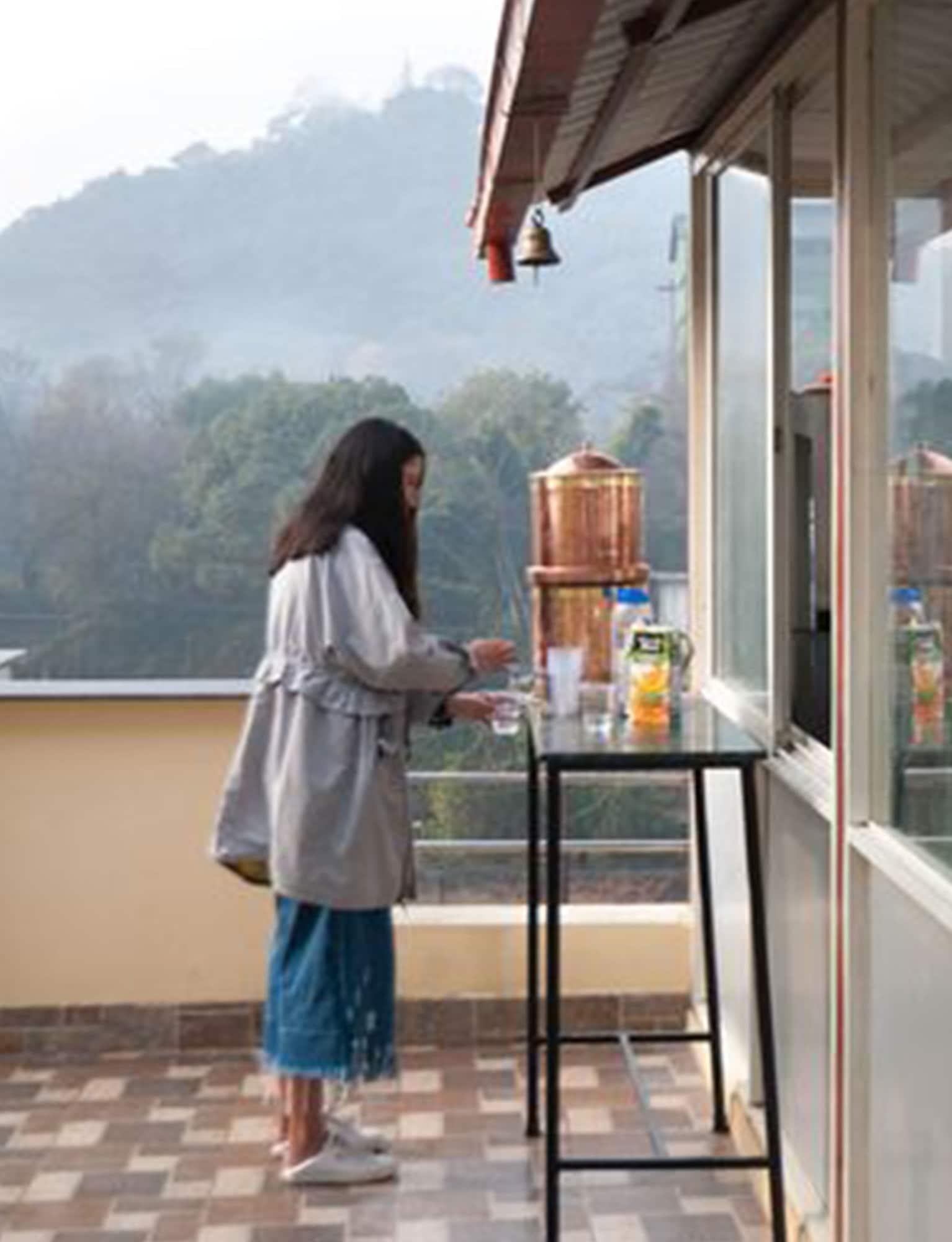 Varios Be Here Now Guest House