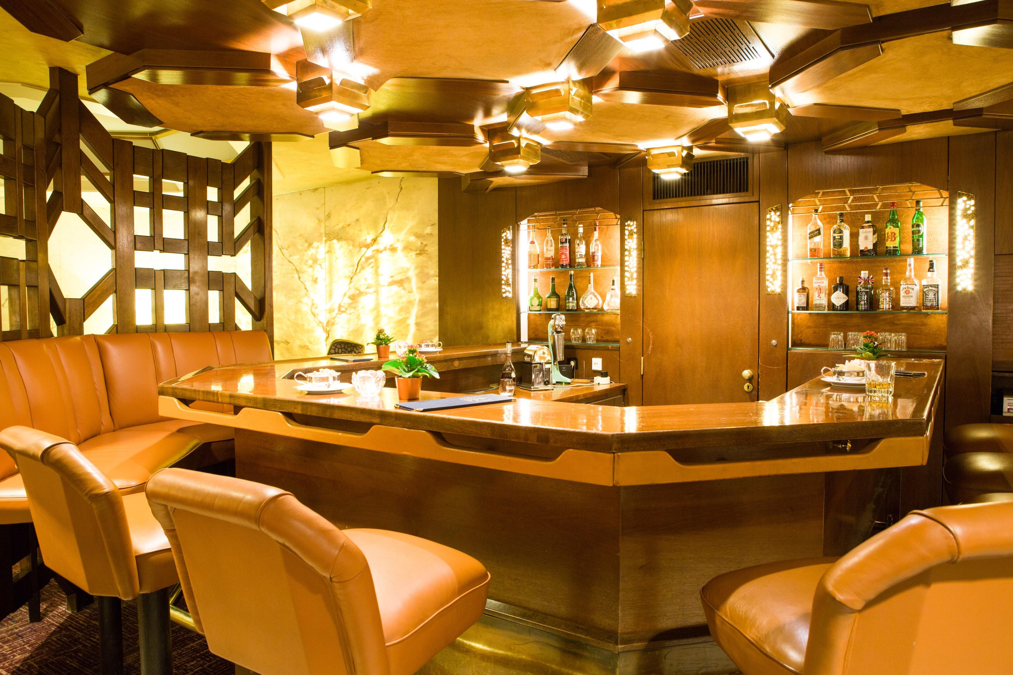 Bar/Salón Hotel Royal