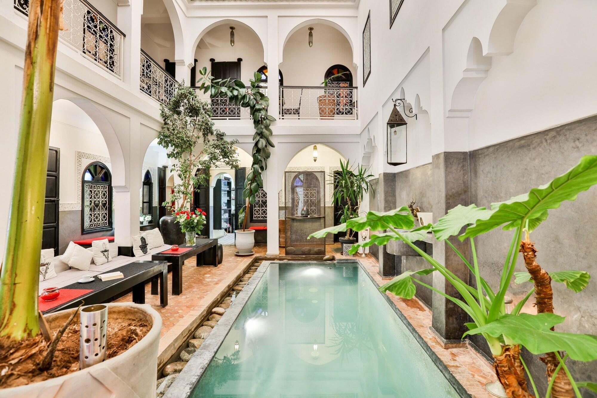 Varios Riad Al Boraq