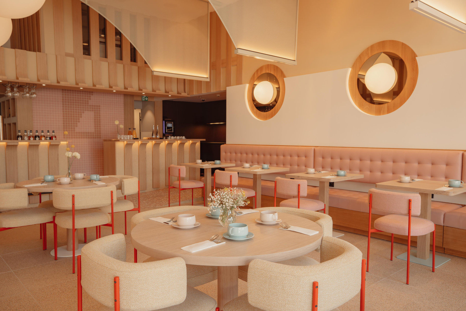 Bar/Salón BIZIPOZ HOTEL