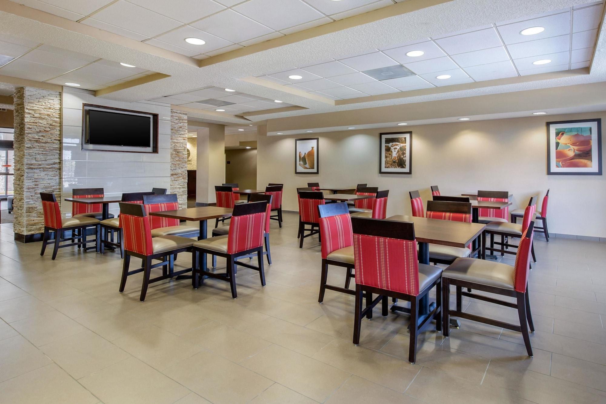 Restaurant Comfort Inn & Suites SW Houston Sugarland