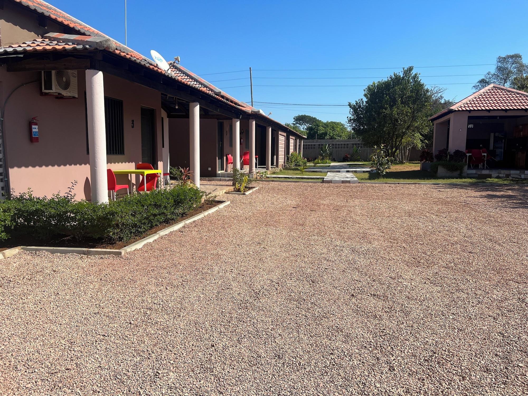 Vista Exterior Elite Services Accommodations