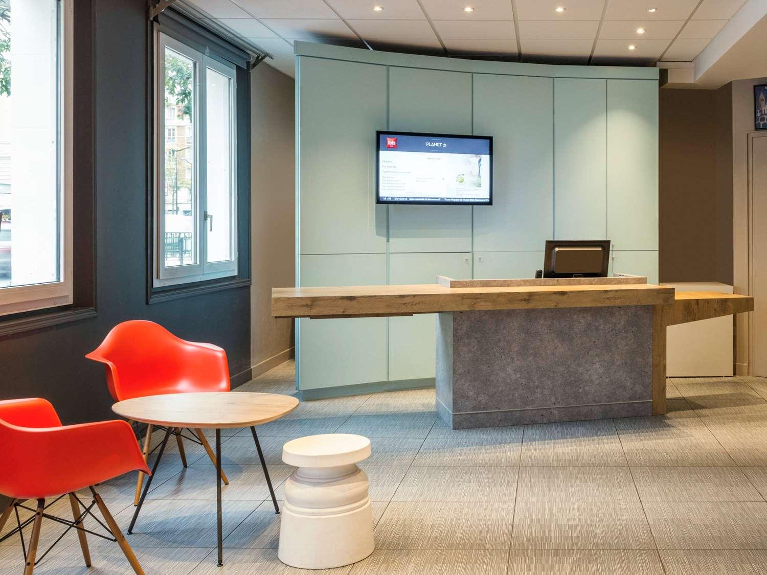 Hotel ibis Daumesnil Puerta Dorada