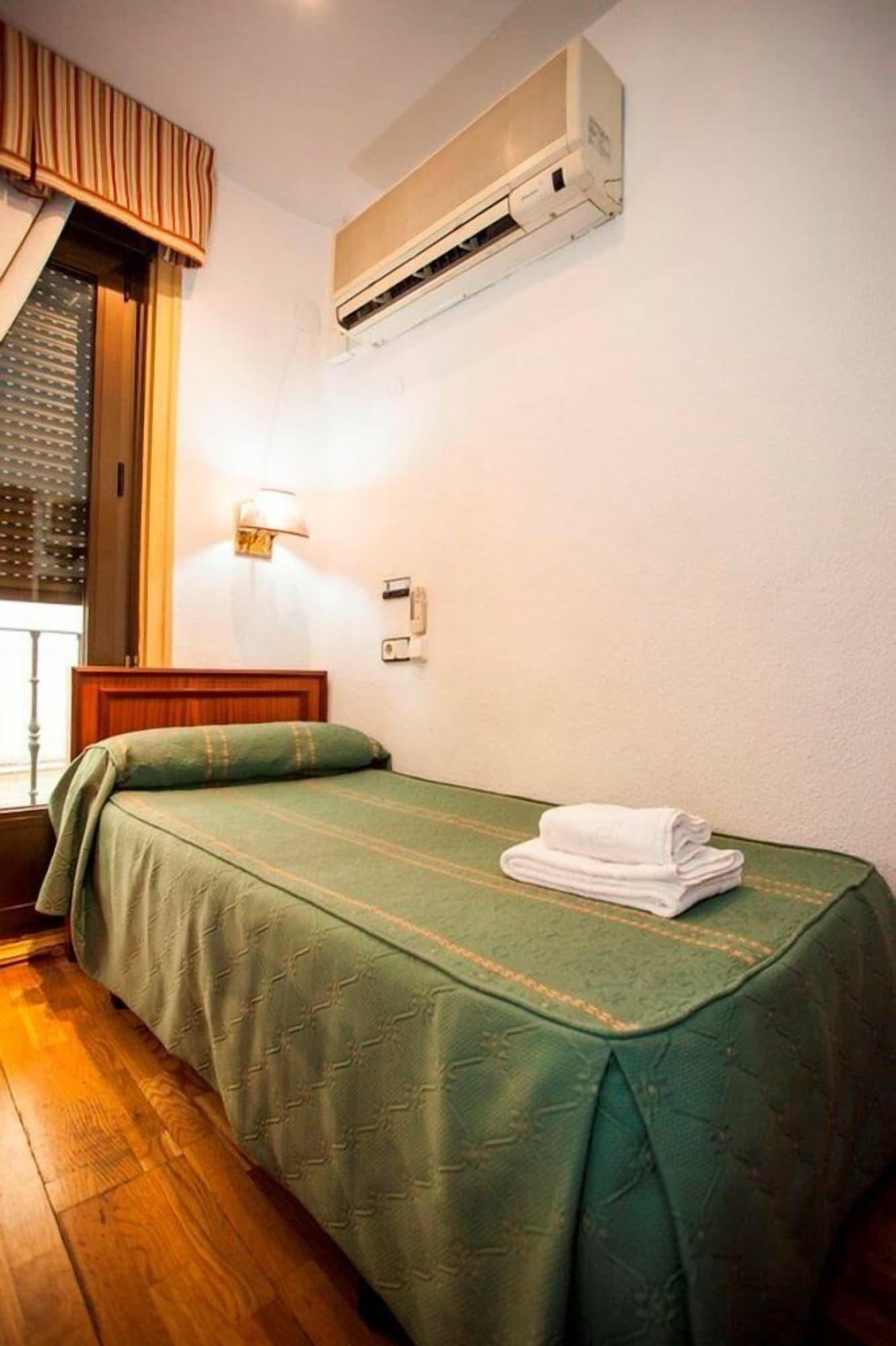 Habitación Pensión Carrera