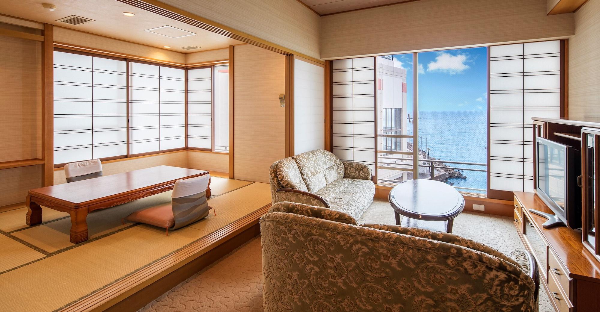 Habitación Mikazuki Sea-Park Hotel Katsuura