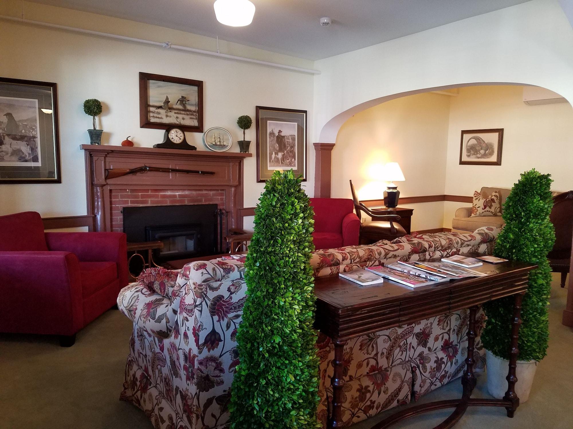 Vista Lobby Washington Inn and Tavern