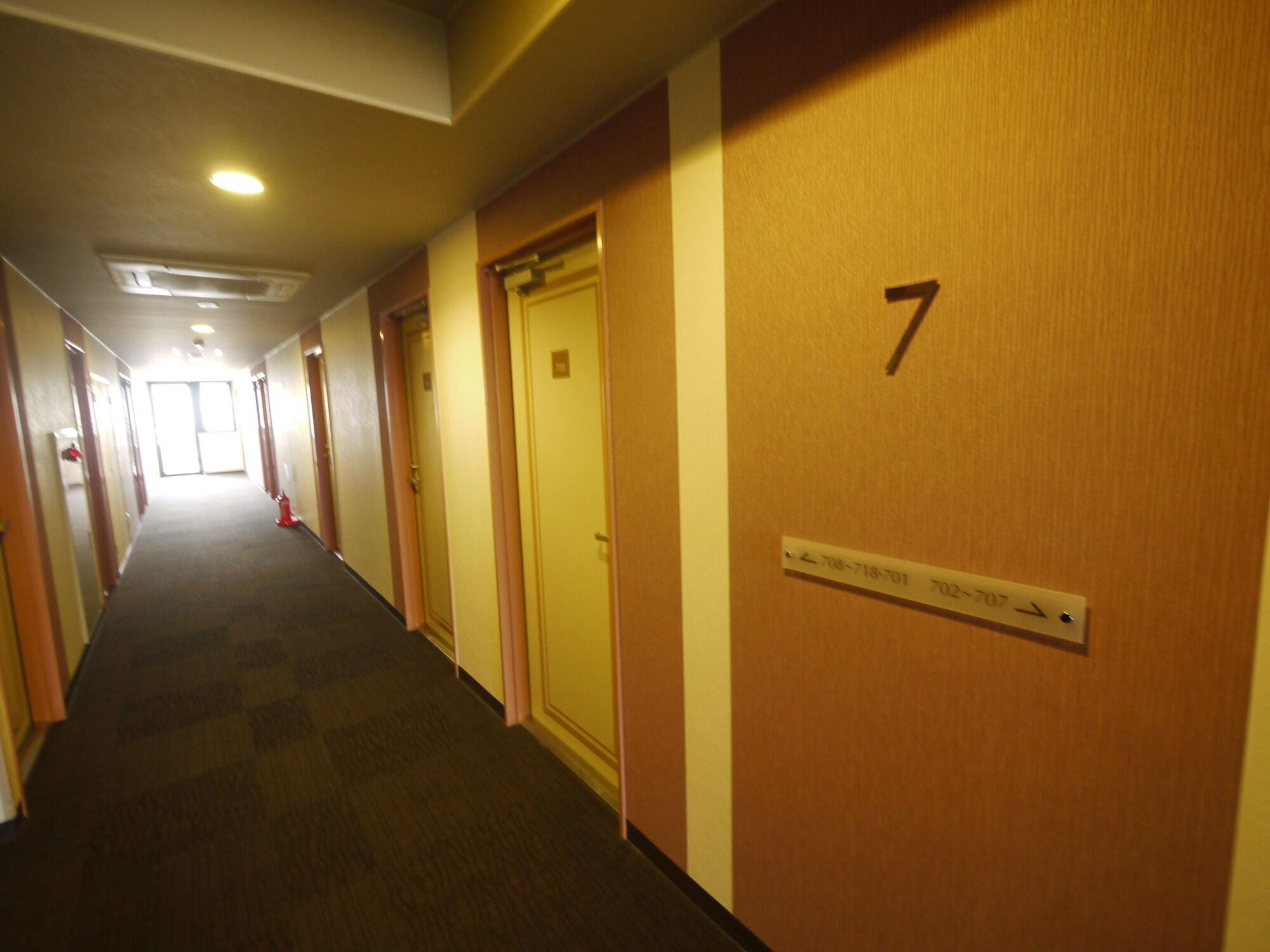 Varios Hotel Route-Inn Nakatsugawa Inter