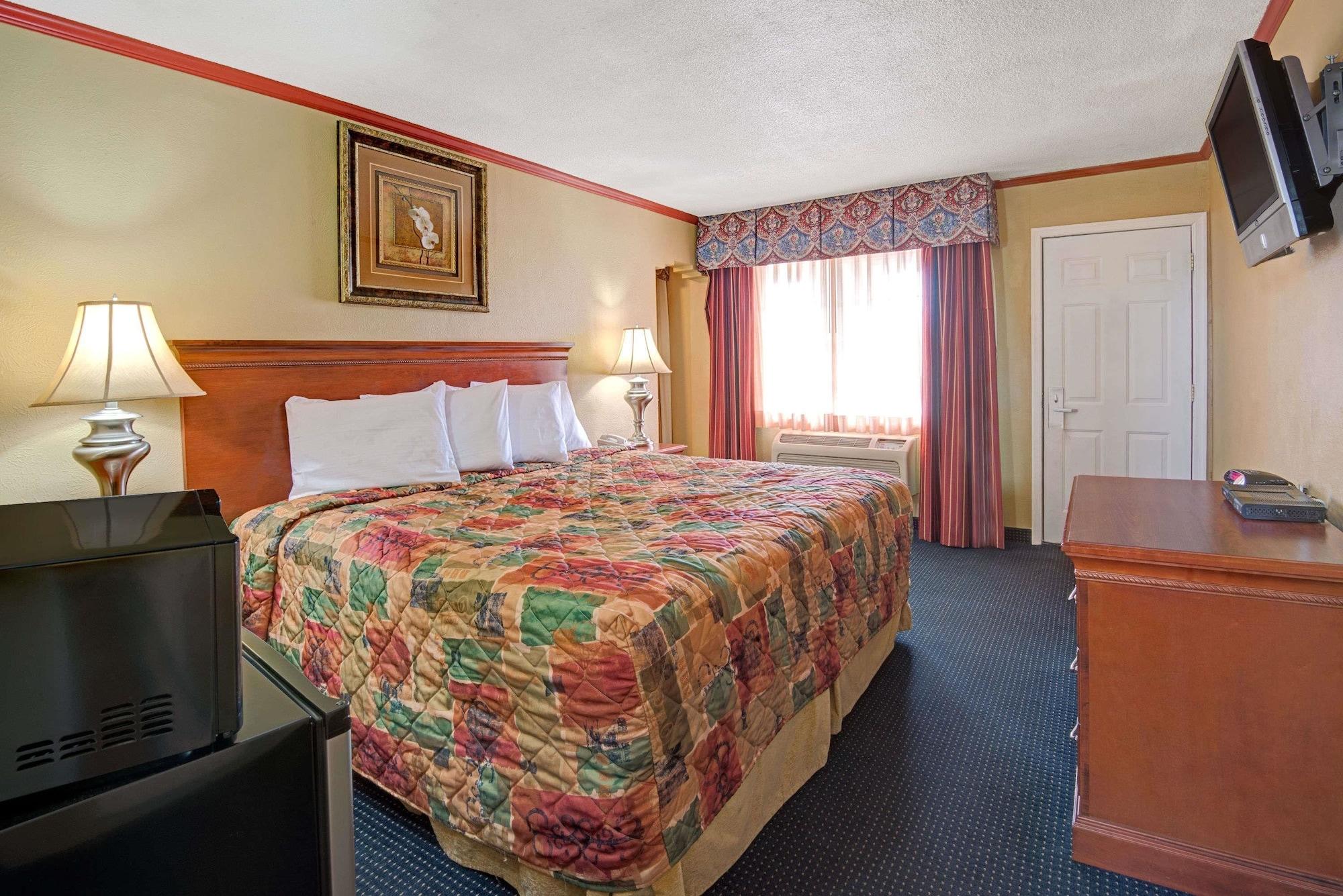 Habitación Days Inn by Wyndham Albuquerque Downtown