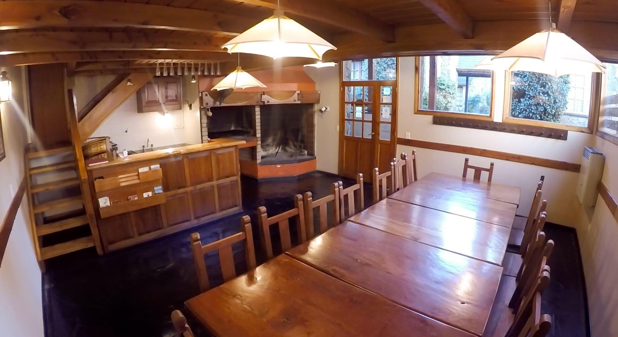 Sala de Reuniones Cabañas Woodland