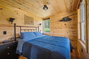 Alquiler Vacacional - Historic Ranger Station in the heart of Nemo, SD