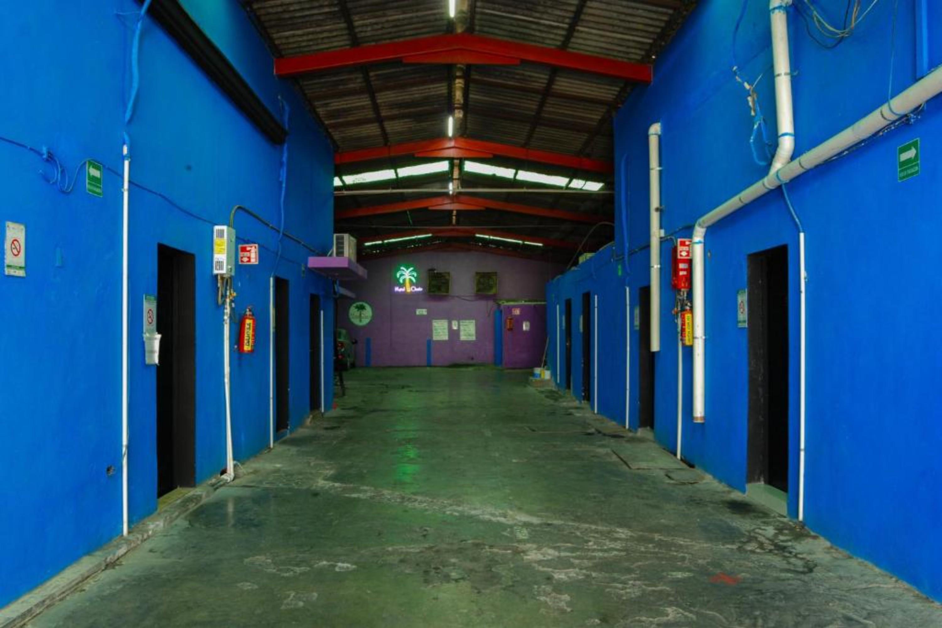 Vista Lobby OYO Hotel Oasis