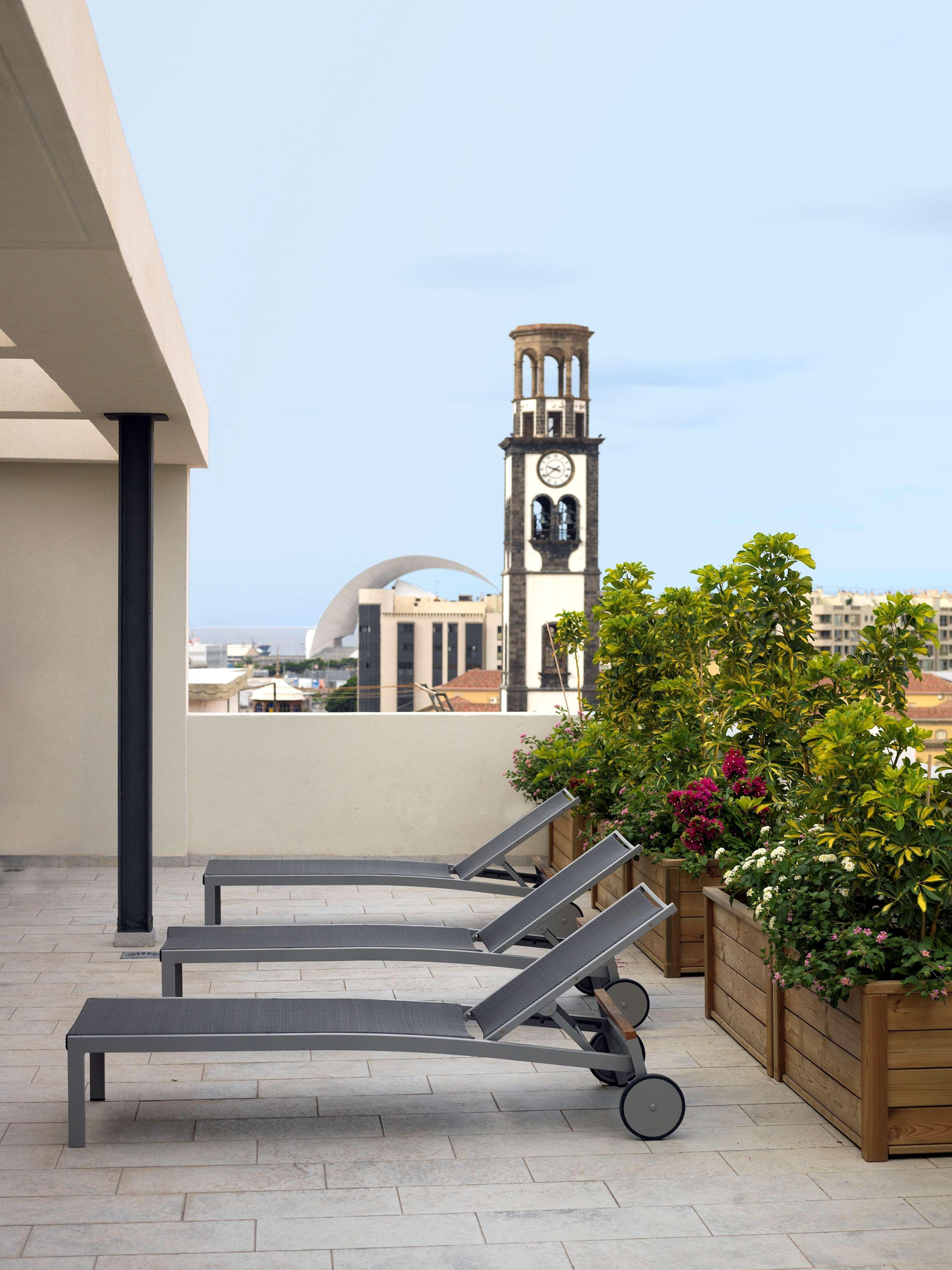 Vista Exterior NH Tenerife