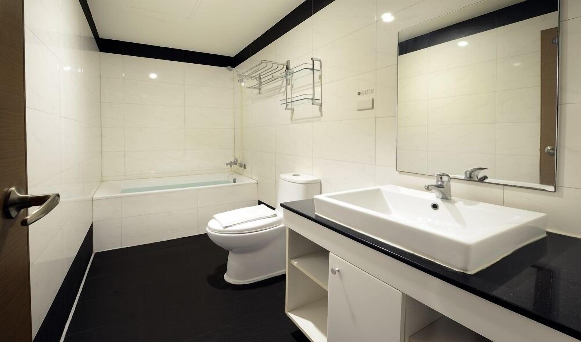 Equipamiento de Habitación In99 Hotel